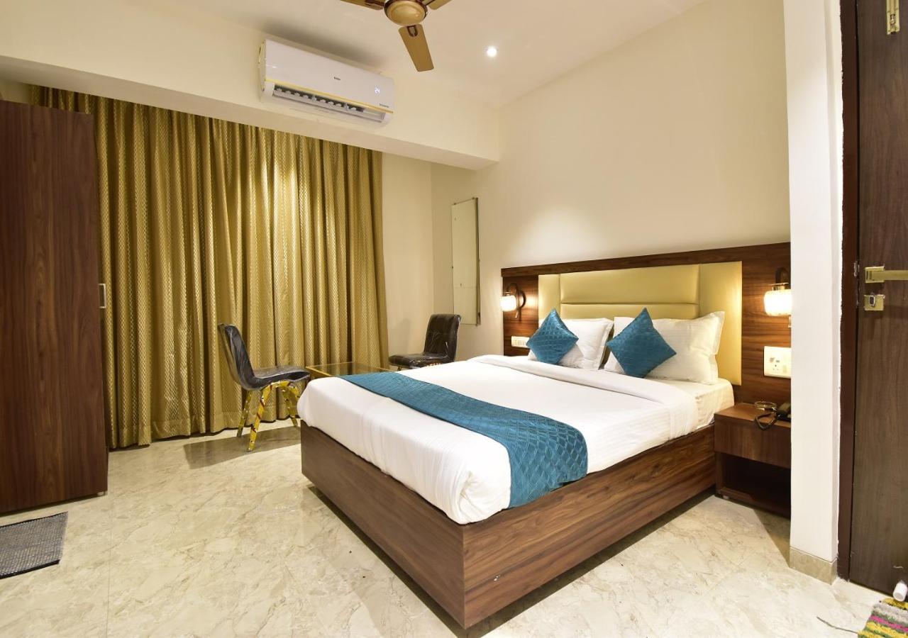 Hotel Candor Amigo Airoli Mind Space 纳威孟买 外观 照片