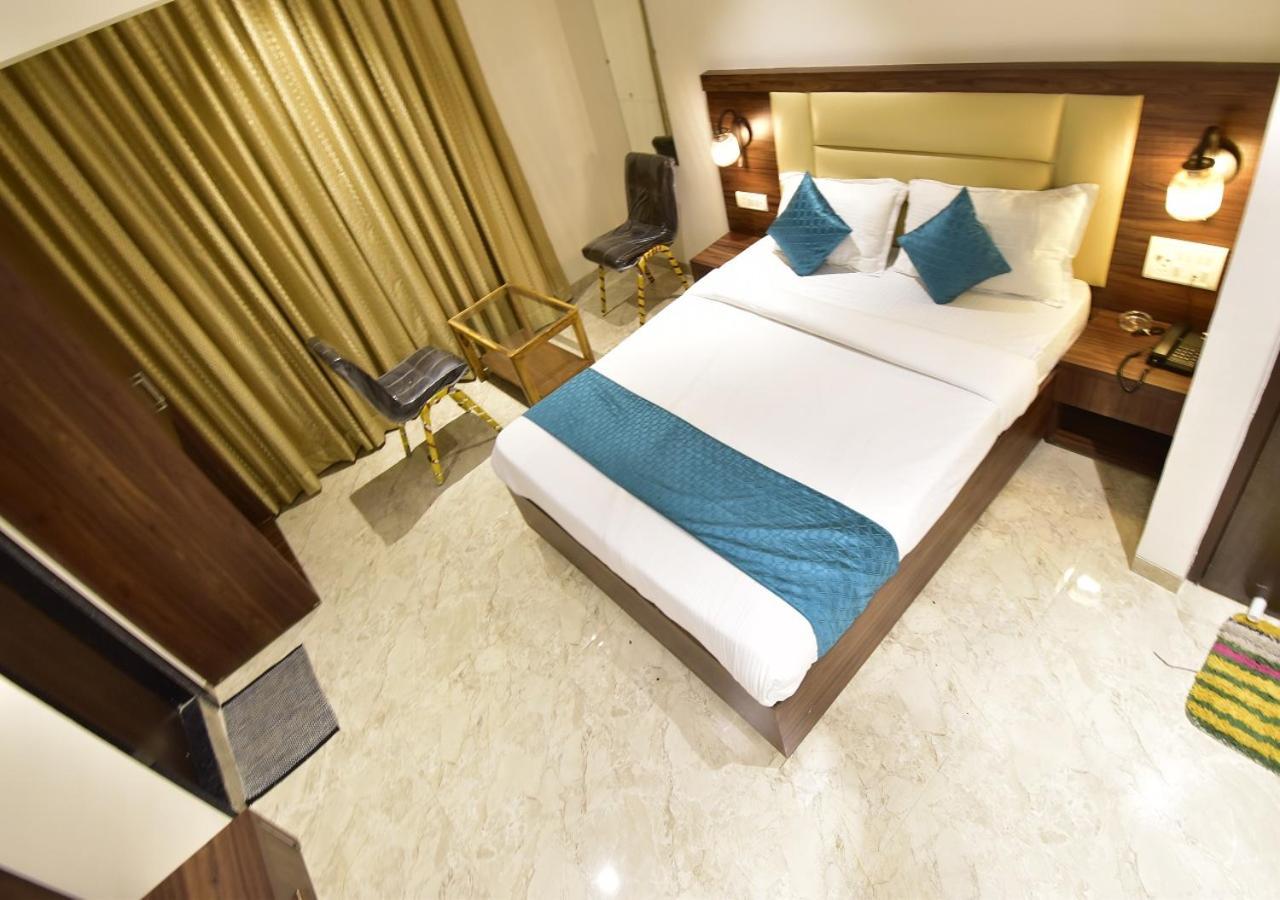 Hotel Candor Amigo Airoli Mind Space 纳威孟买 外观 照片